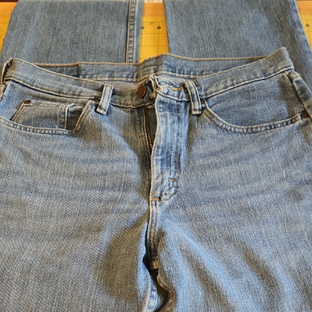 Wrangler Womans Straight Blue Jeans